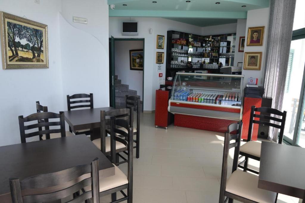 Hotel Artisti Vlore Ngoại thất bức ảnh