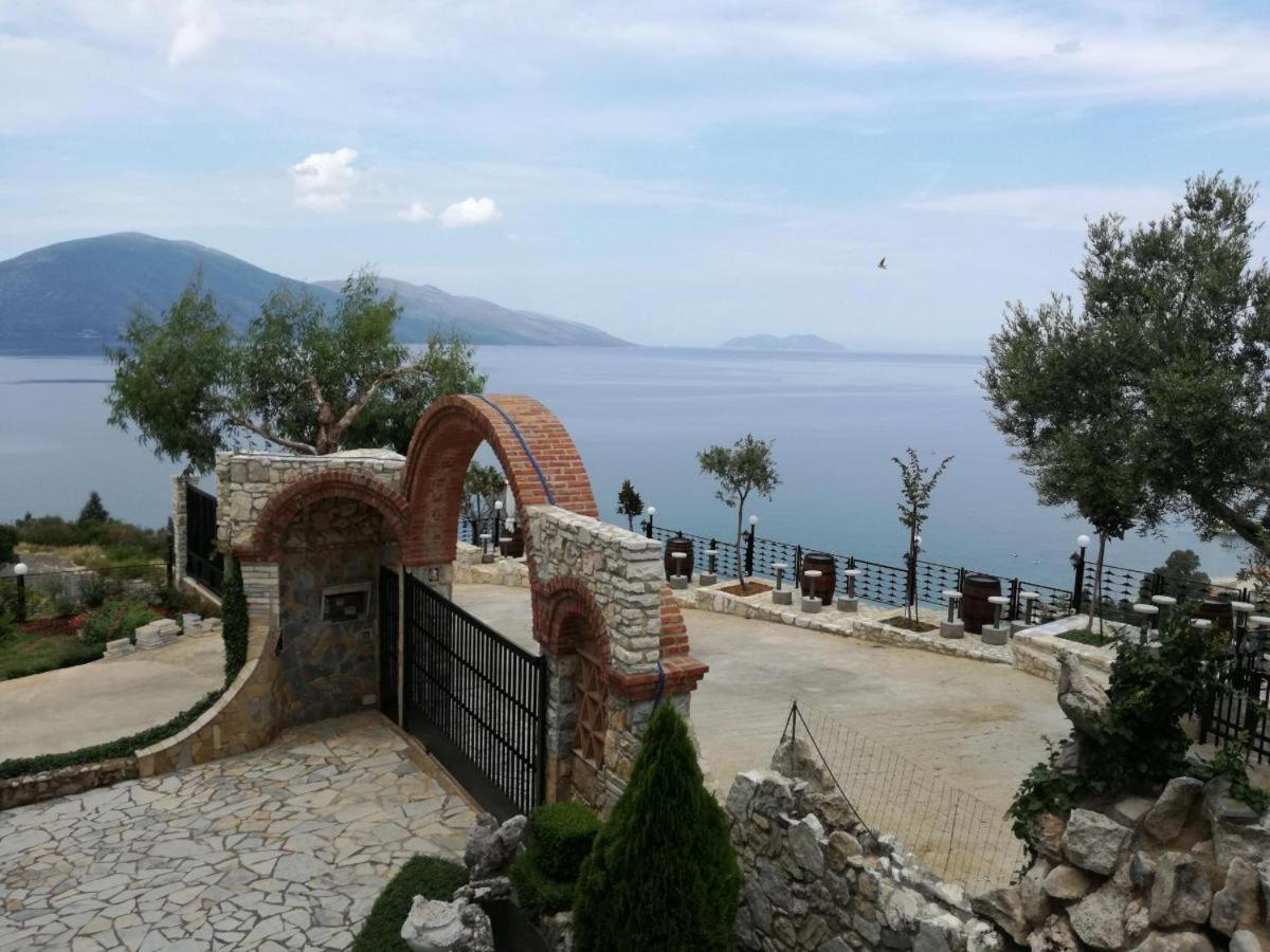 Hotel Artisti Vlore Ngoại thất bức ảnh